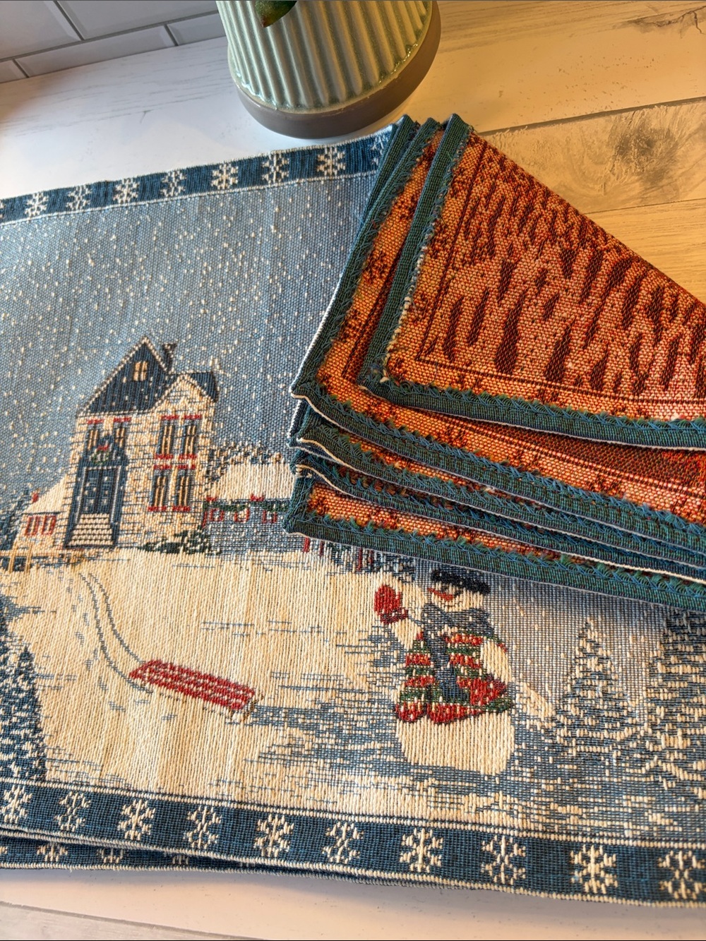 Placemat Set - Snowmen winter Scene